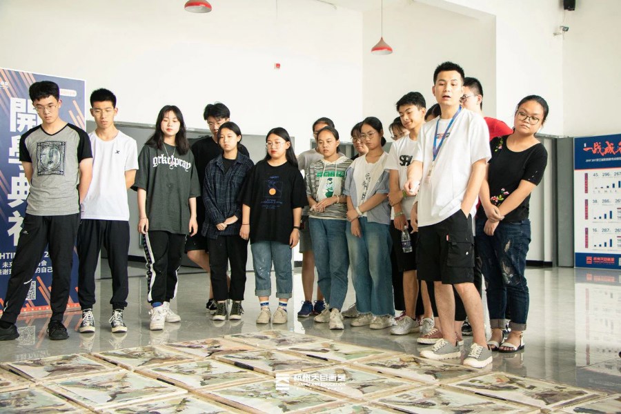 16_900x600.jpg